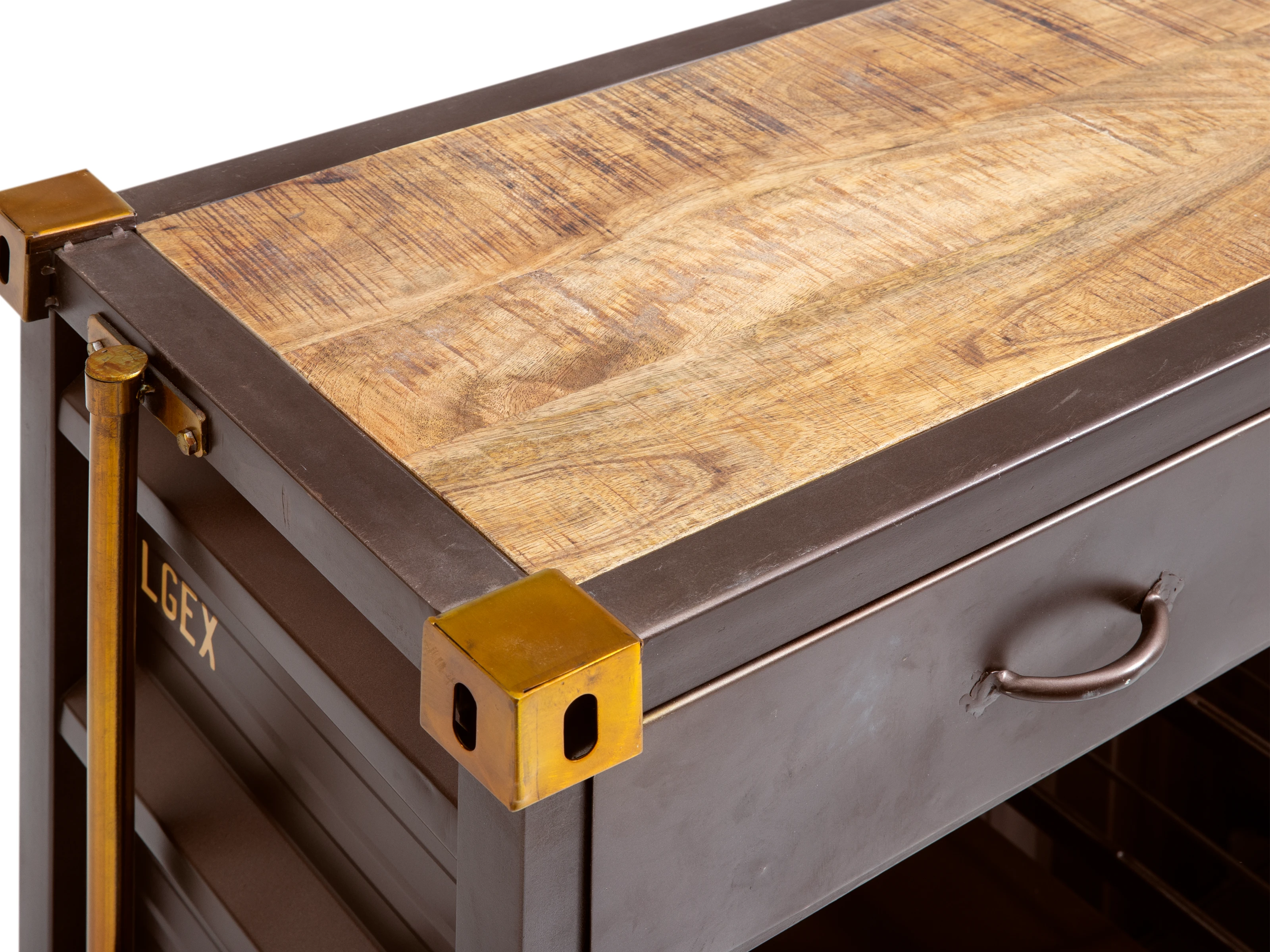 45°-Freisteller des Bartresen Cargon mit lackierter Mangoholz-Platte und brauner Metallkonstruktion samt Schublade und Griff.