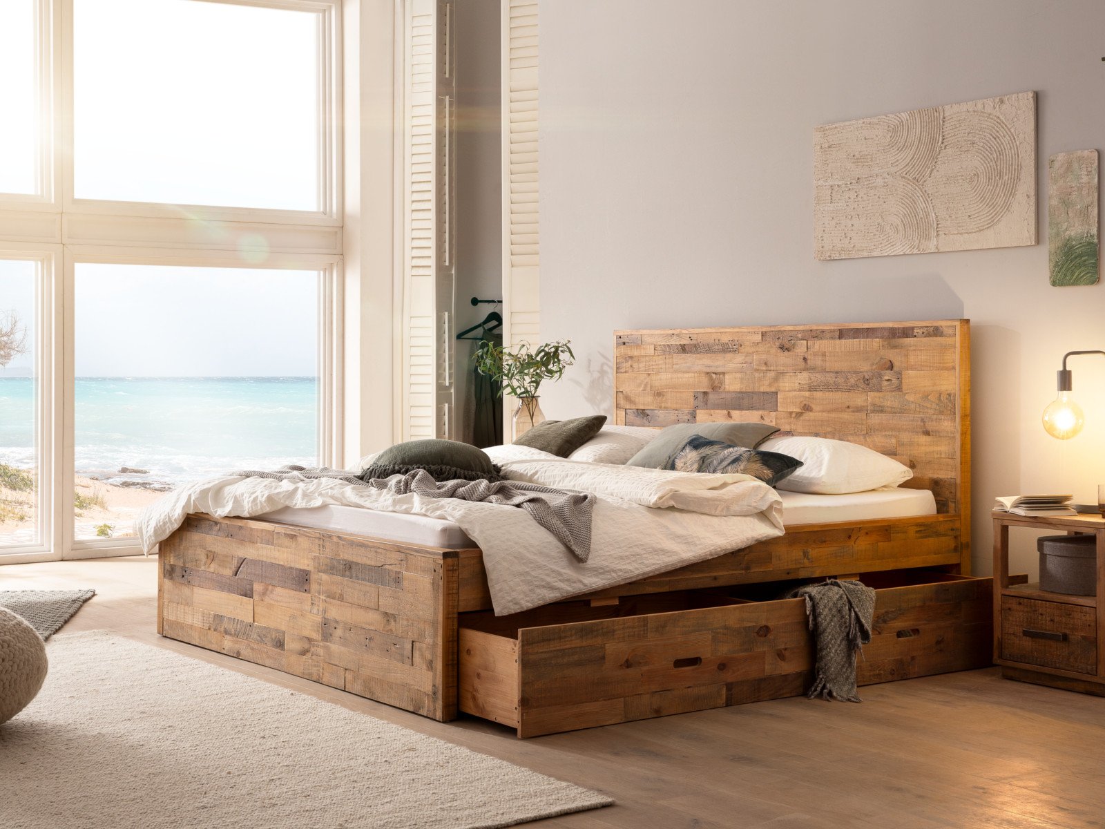 Holzbett Mayari mit Schubkasten Holzbett Mayari mit Schubkasten