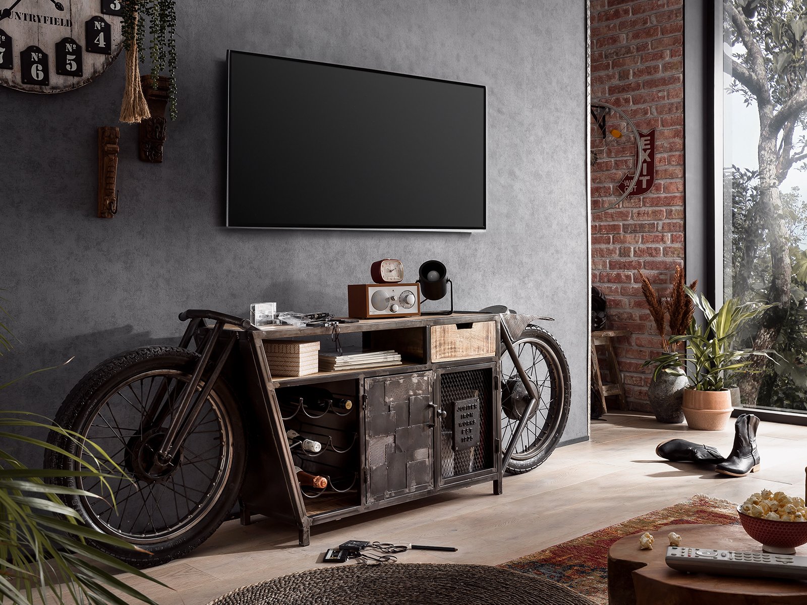 Collage mit Fernsehunterschränken in Holz- und Weißoptik, moderne und rustikale Designs in Wohnraum-Settings
