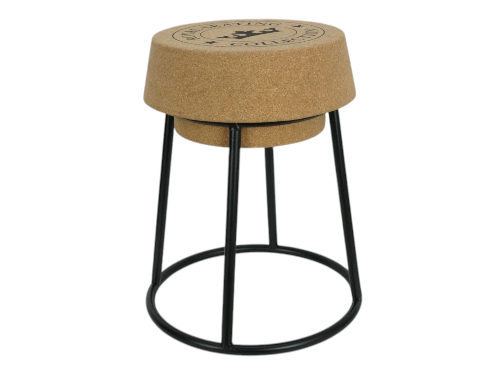 Hocker Corko – brauner Kork-Metall-Hocker (40×50×40 cm), Freisteller in 45°-Ansicht, stabile Metallbeine, runde Sitzfläche.