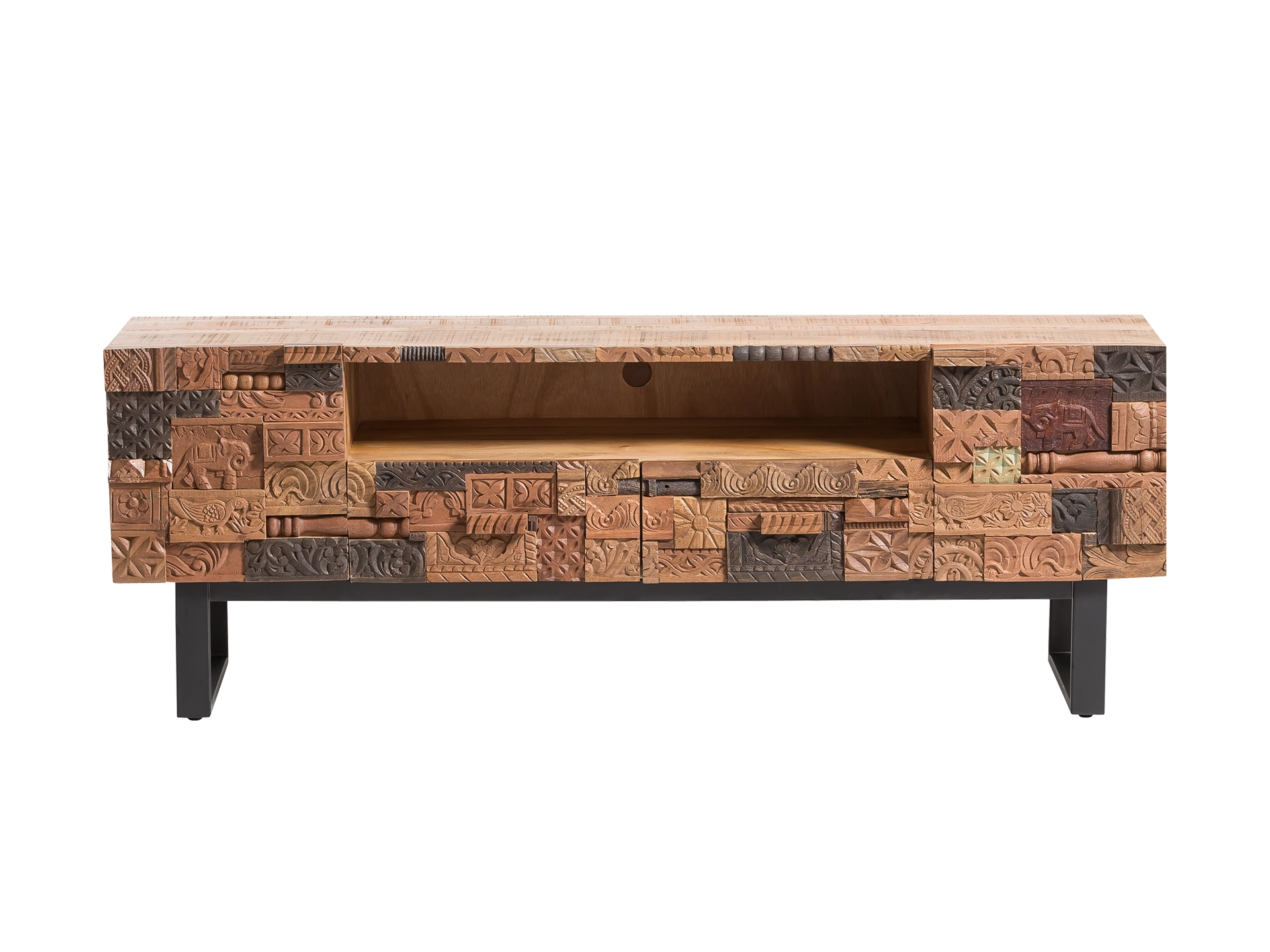 TV-Möbel Lowboard in warmer Eicheoptik mit Schubladen und offenen Fächern, skandinavischer Stil im Wohnzimmer