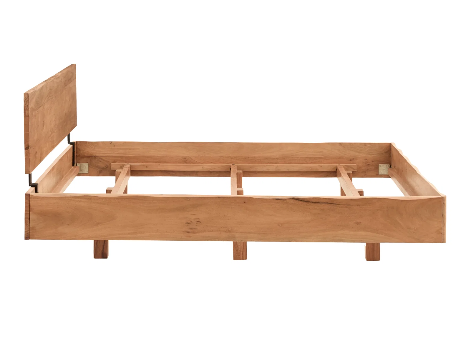 Bett Saipan 180x200 aus Akazienholz, Freisteller in Frontansicht mit Kopfteil und Bettgestell, detailreiche Produktansicht ohne Matratze und Lattenrost, braun lackiert.