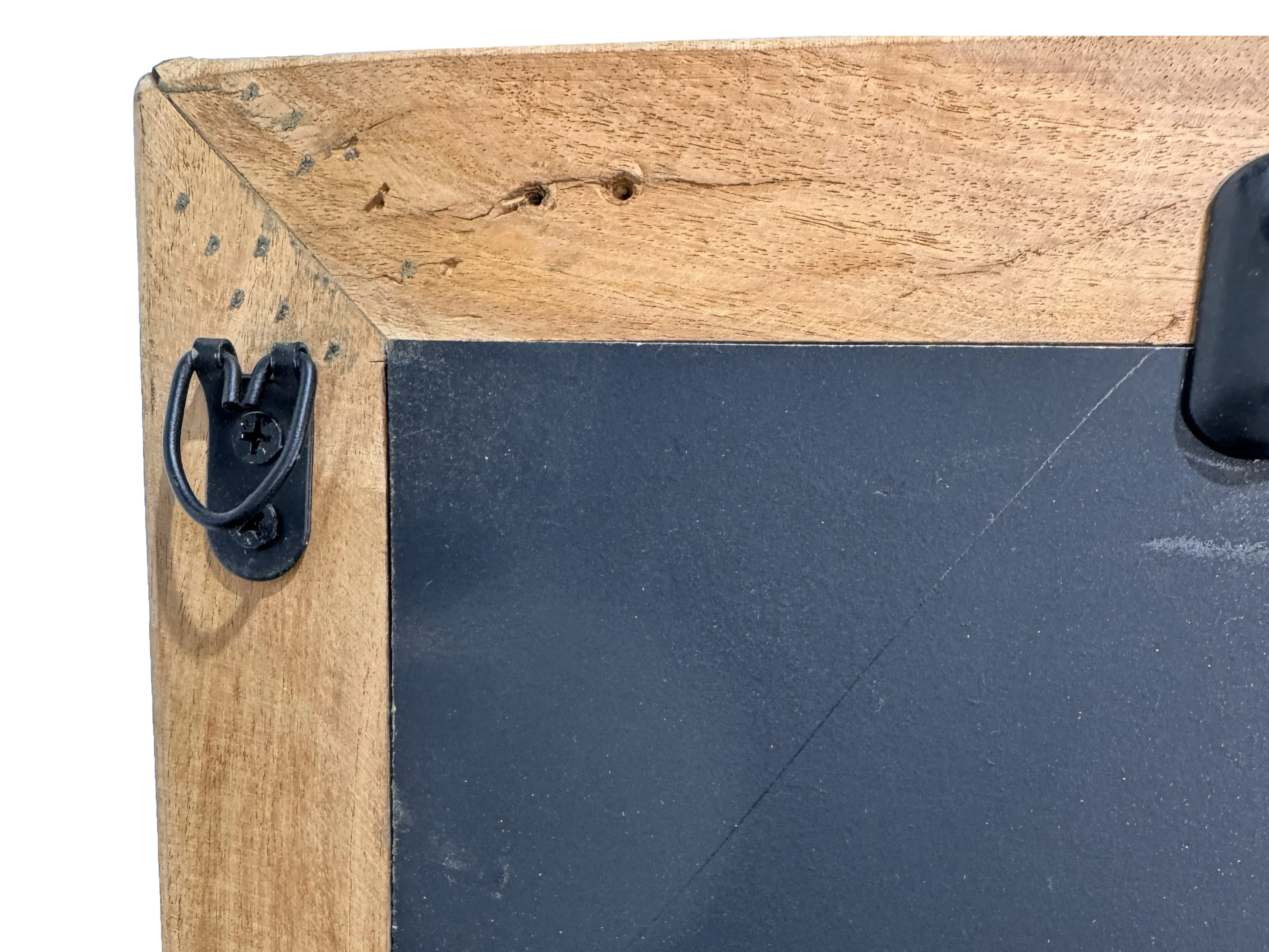 Detailansicht Rückseite Canvas Wandbild „Silent Strength“ 70×90 mit Altholzrahmen und schwarzen Aufhängeschlaufen