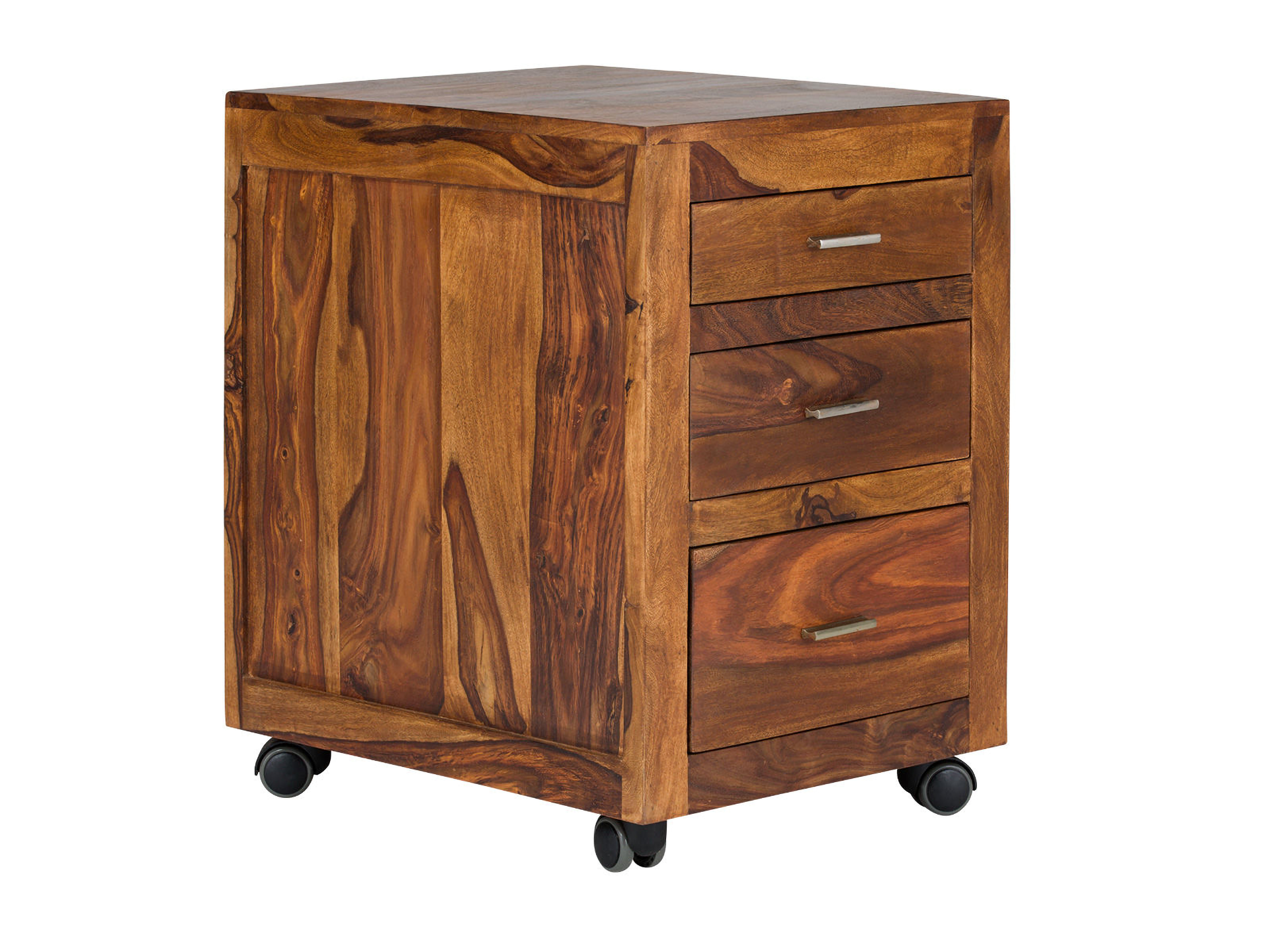 Helles Home-Office mit Holzschreibtisch, Laptop, Stuhl und Grünpflanzen in warmen Naturtönen