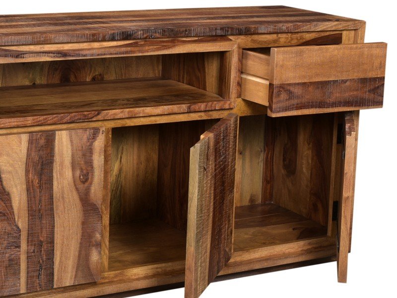 Detailaufnahme einer schwarzen Holz-Tischplatte (Blackdale) mit sichtbarer Maserung, geölter Oberfläche und natürlicher Struktur.